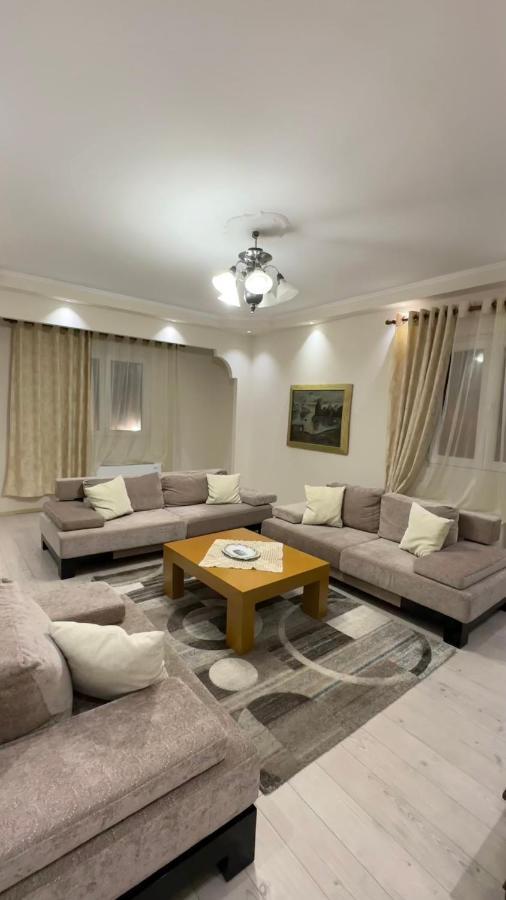 Apartment Yara's Tirana